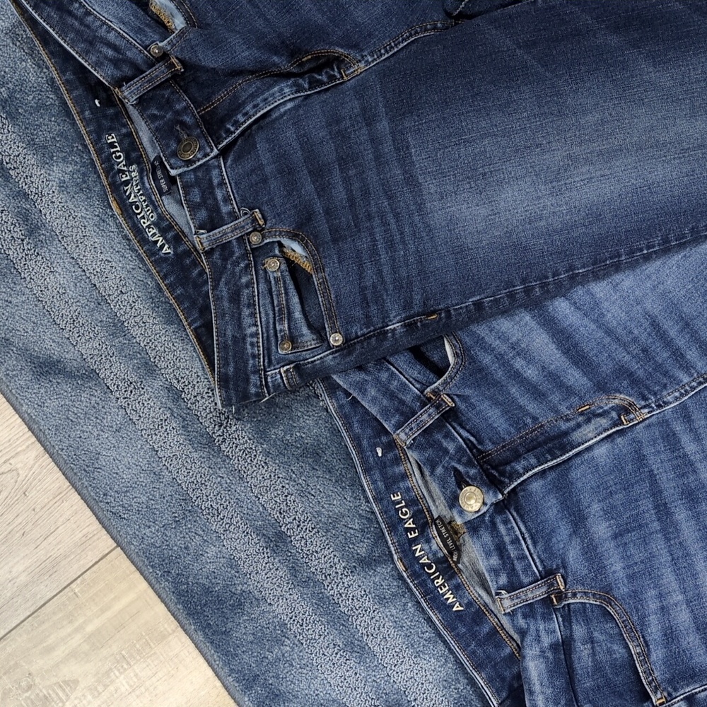 🌻2 Pair Bundle- American Eagle Denim - Picture 2 of 9
